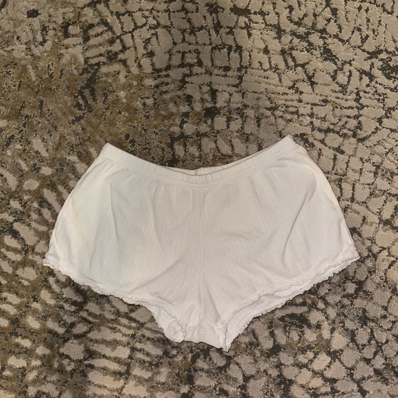 Brandy Melville Pants - NWOT Brandy Melville Shorts